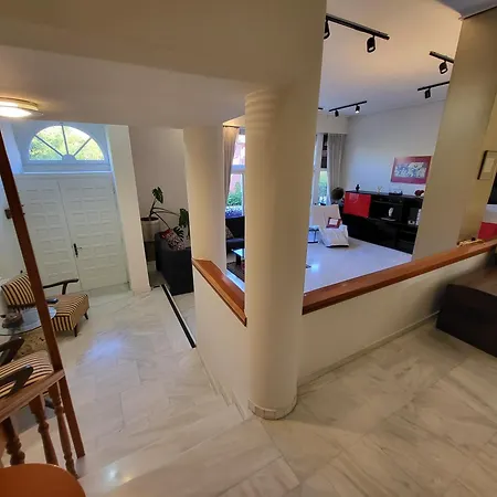 Prázdninový dům Periklis House